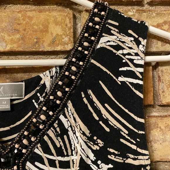 Black and White Patterned Sleeveless Dress - Picture 3 of 6